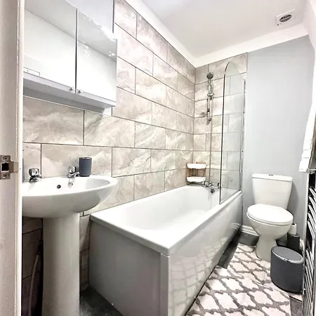 Beautiful Entire House! Apartment Liverpool Exterior photo
